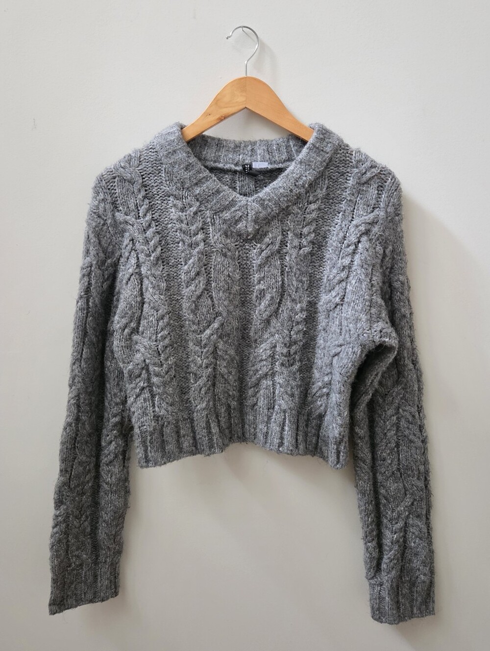 H&M Chunky Cropped Wool Blend Sweater Small